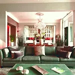 Apartment 4 Bedrooms Milano