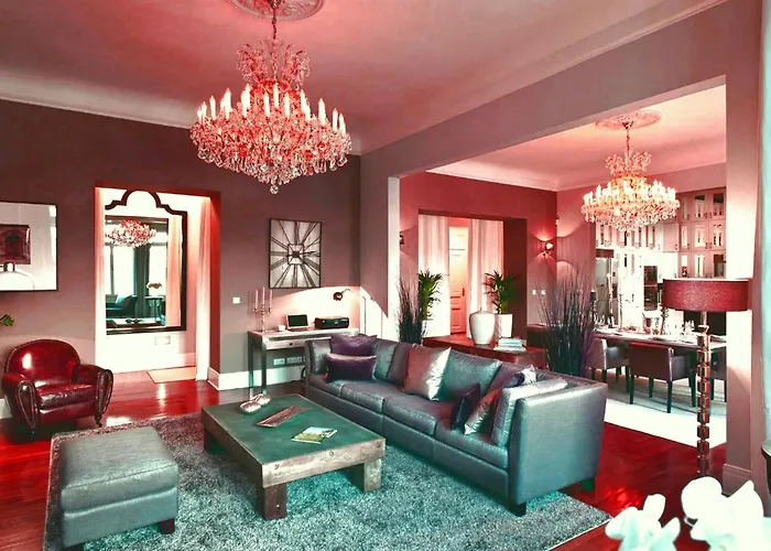 Apartment 4 Bedrooms Milano